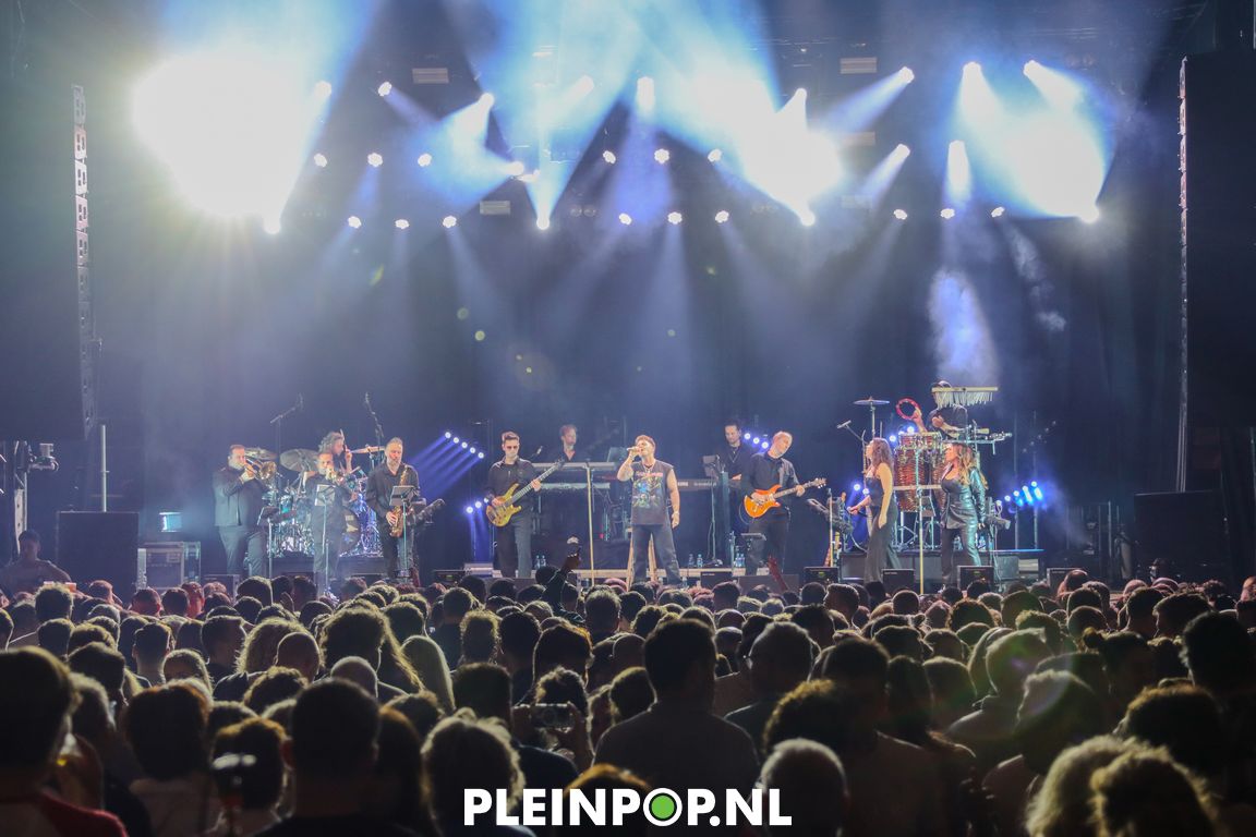 André Hazes jr    (16)